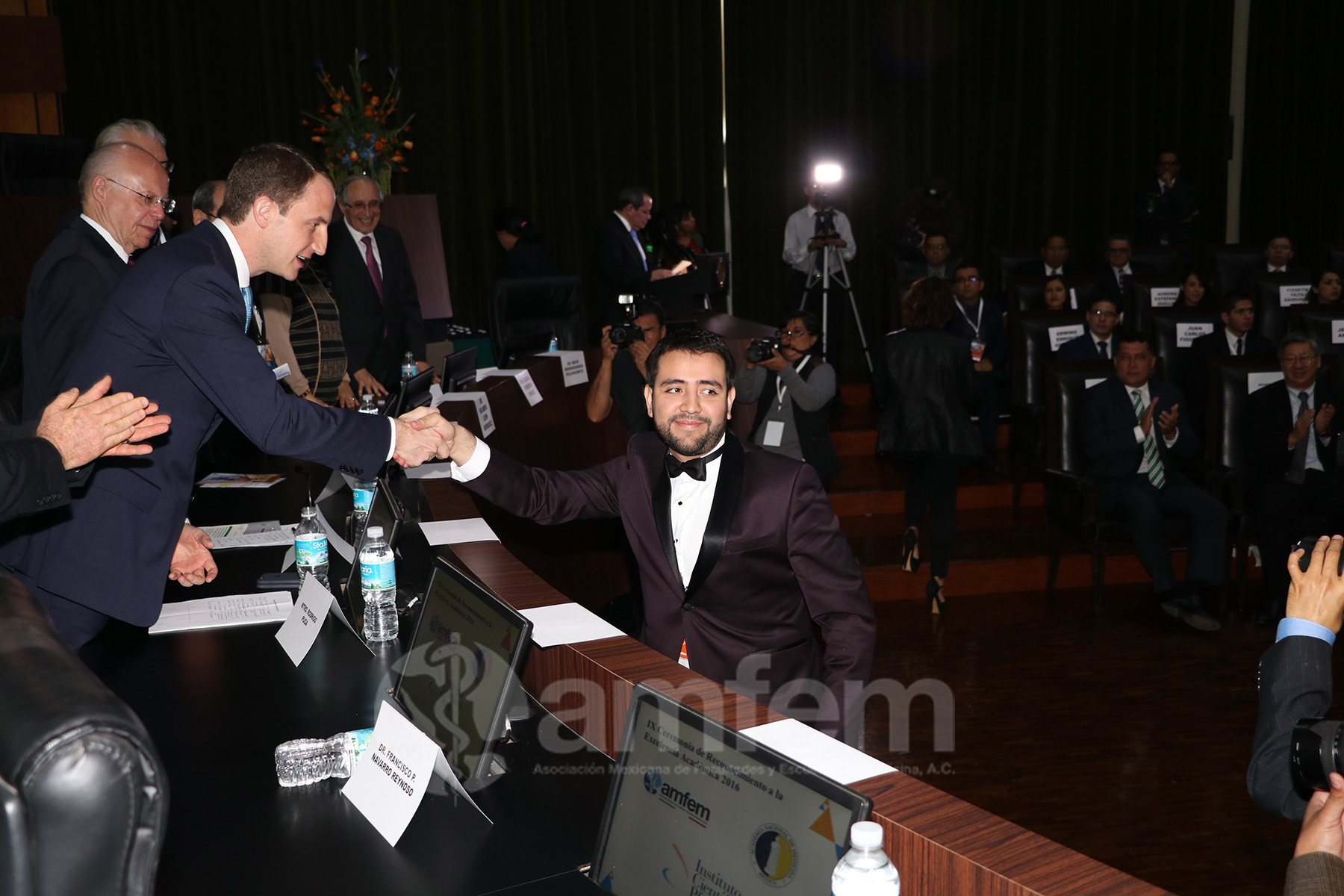 premio_pfizer_2016-06.jpg