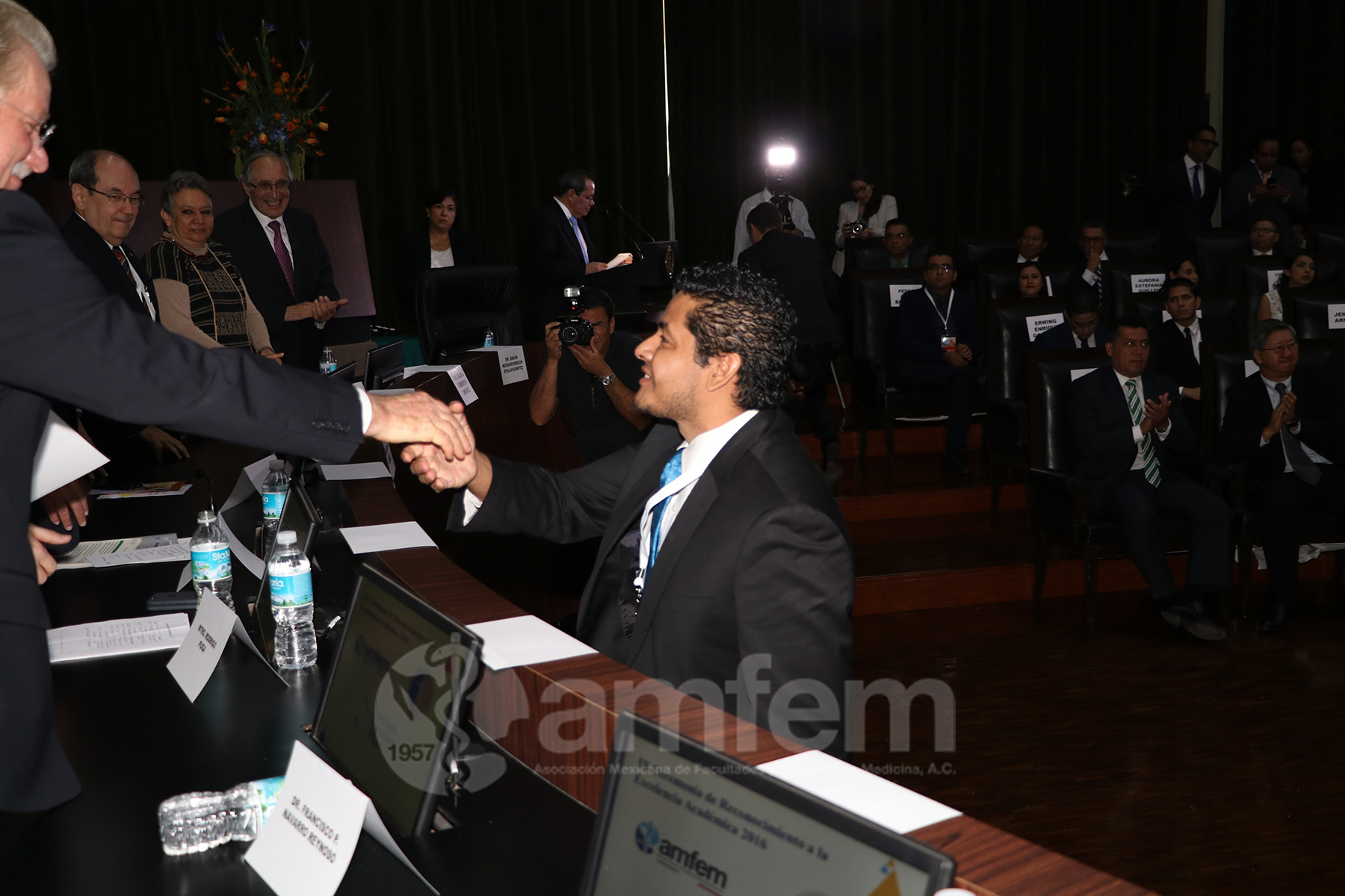 premio_pfizer_2016-19.jpg