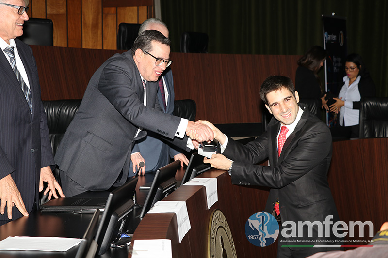 premio_pfizer_2018-19.jpg