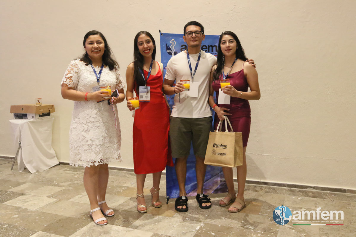 viii_CIEM-05-037.jpg