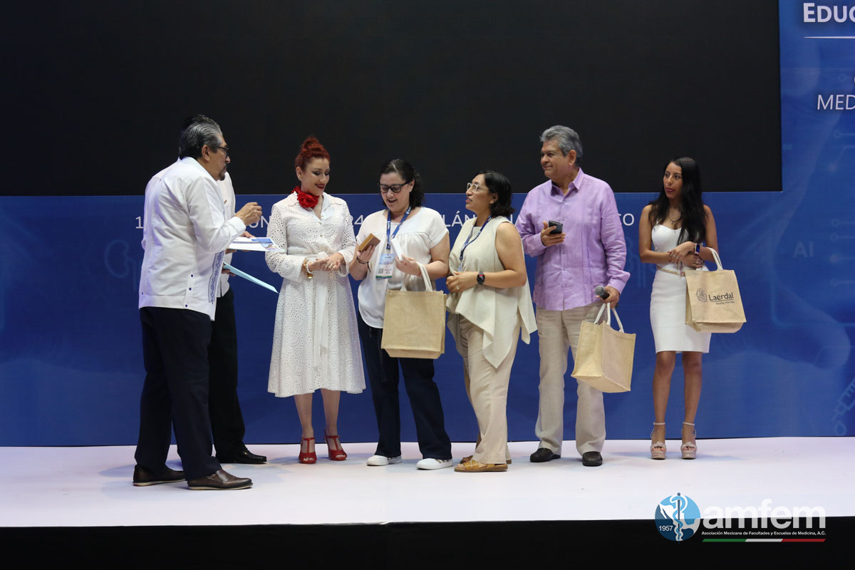 viii_CIEM-05-076.jpg